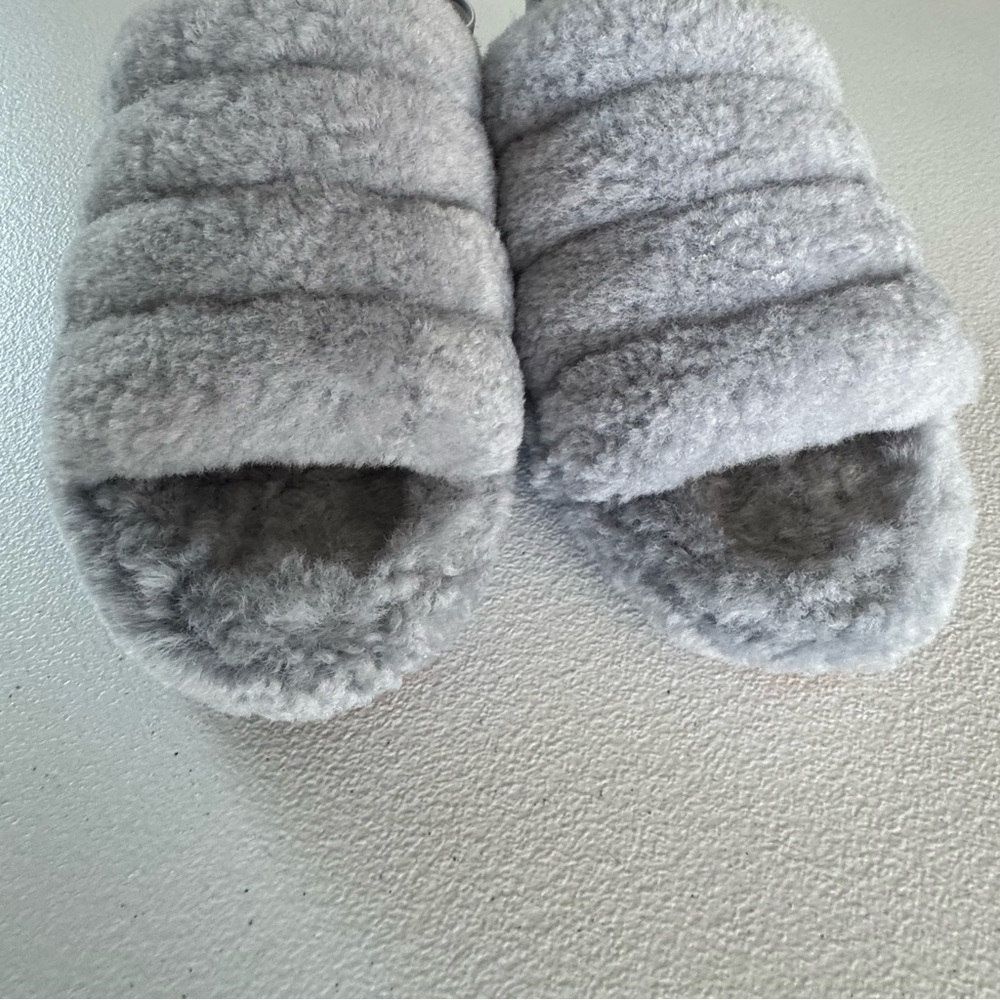 Ugg Gray Fluff Yeah - image 3
